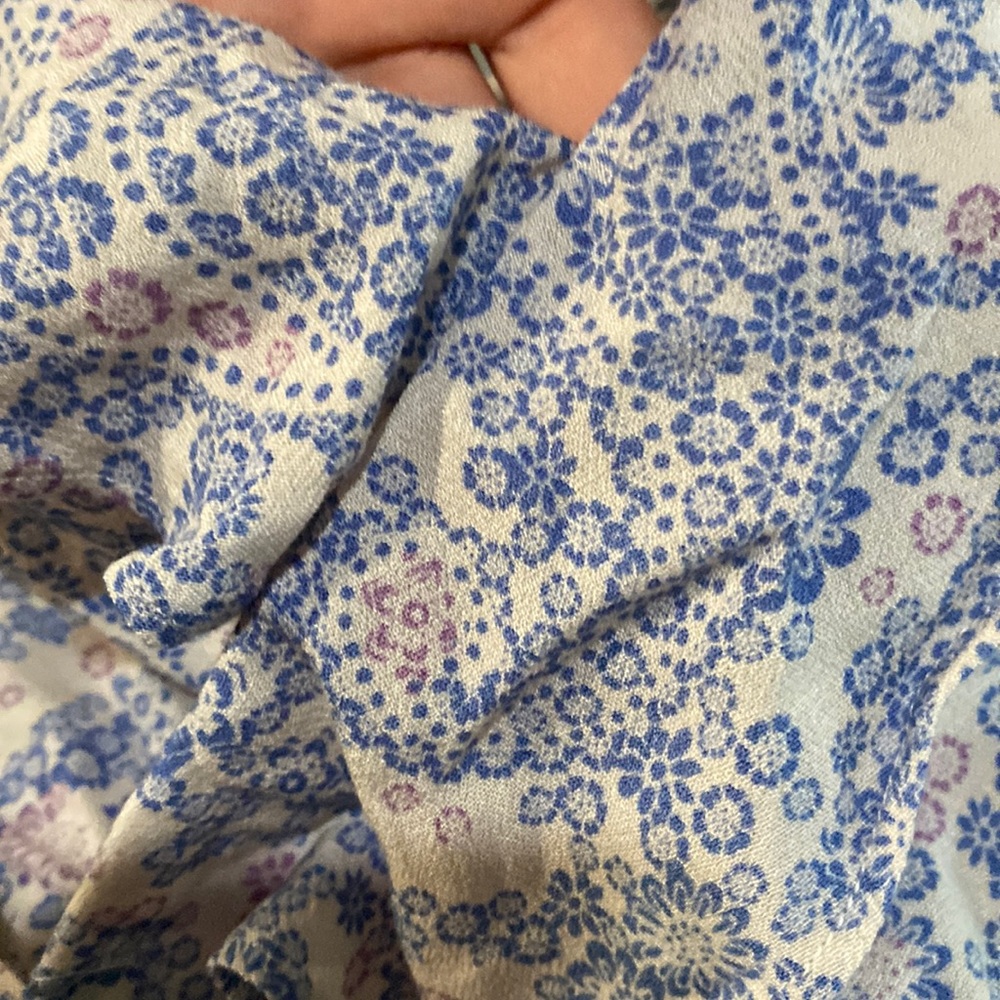 Free People Floral Tie Waist Romper💙🌸🤍 - Picture 5 of 8